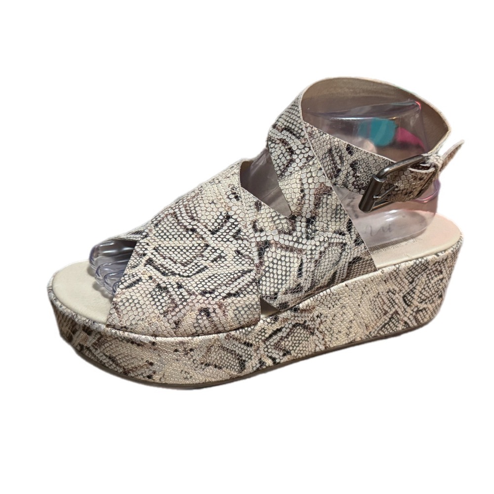 Matisse x Amuse Society Runaway Platform Sandals Womens 9 Neutral Snakeskin EX - Picture 8 of 11